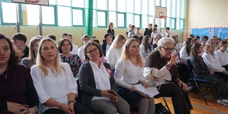 Powiększ grafikę: apel-z-okazji-rocznicy-odzyskania-przez-polske-niepodleglosci-653222.jpg