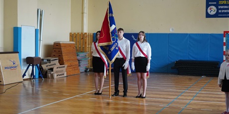 Powiększ grafikę: apel-z-okazji-rocznicy-odzyskania-przez-polske-niepodleglosci-653238.jpg