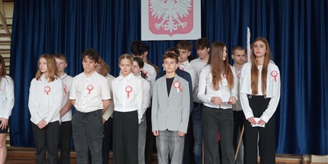 Powiększ grafikę: apel-z-okazji-rocznicy-odzyskania-przez-polske-niepodleglosci-653254.jpg