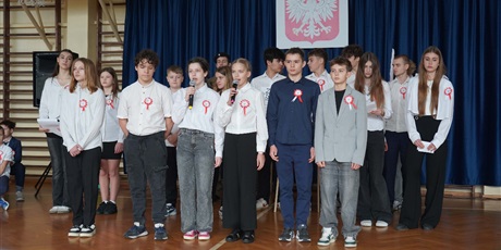 Powiększ grafikę: apel-z-okazji-rocznicy-odzyskania-przez-polske-niepodleglosci-653258.jpg