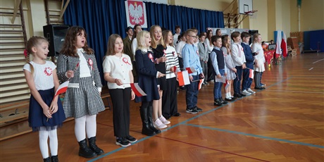 Powiększ grafikę: apel-z-okazji-rocznicy-odzyskania-przez-polske-niepodleglosci-653261.jpg