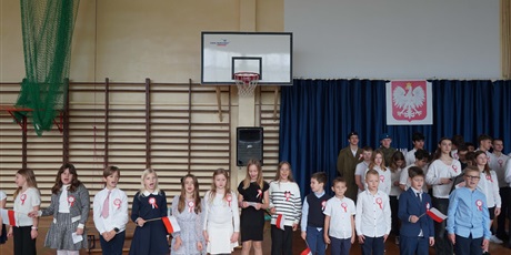 Powiększ grafikę: apel-z-okazji-rocznicy-odzyskania-przez-polske-niepodleglosci-653287.jpg