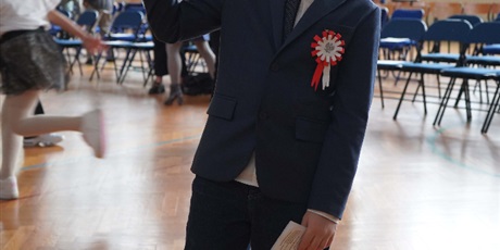 Powiększ grafikę: apel-z-okazji-rocznicy-odzyskania-przez-polske-niepodleglosci-653309.jpg