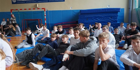 Powiększ grafikę: apel-z-okazji-rocznicy-odzyskania-przez-polske-niepodleglosci-653320.jpg