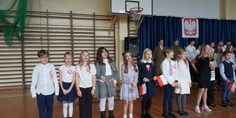 Powiększ grafikę: apel-z-okazji-rocznicy-odzyskania-przez-polske-niepodleglosci-653342.jpg