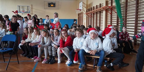 Powiększ grafikę: apele-swiateczne-667337.jpg