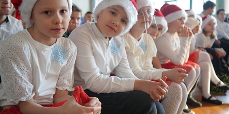 Powiększ grafikę: apele-swiateczne-667385.jpg