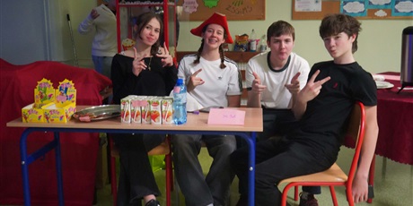 Powiększ grafikę: dyskoteka-669858.jpg