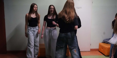 Powiększ grafikę: dyskoteka-669891.jpg