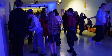 Powiększ grafikę: dyskoteka-669907.jpg