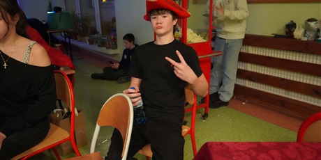 Powiększ grafikę: dyskoteka-669927.jpg