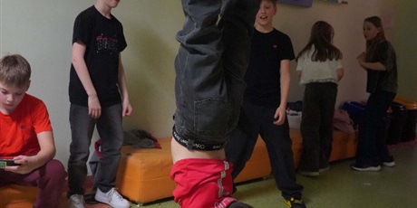 Powiększ grafikę: dyskoteka-669935.jpg