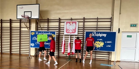 Powiększ grafikę: dzien-edukacji-narodowej-559706.jpg