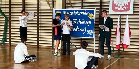 Powiększ grafikę: Dzień Edukacji Narodowej