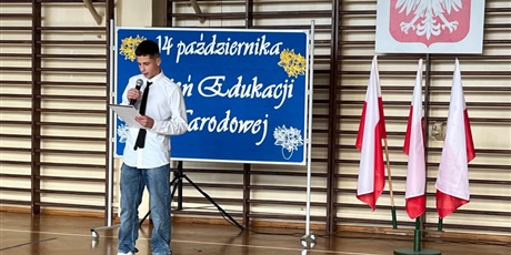 Powiększ grafikę: dzien-edukacji-narodowej-559724.jpg