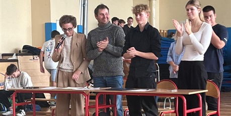 Powiększ grafikę: Dzień Edukacji Narodowej