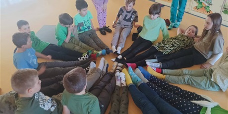 Powiększ grafikę: Dzień Kolorowej Skarpetki w ZSSiMS