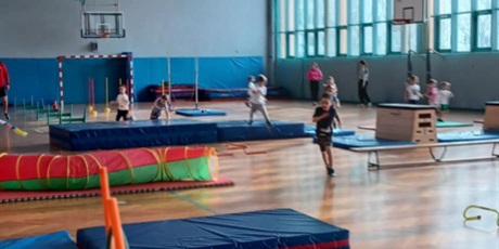 Powiększ grafikę: dzien-otwarty-pasja-talent-i-sportowa-energia-676394.jpg