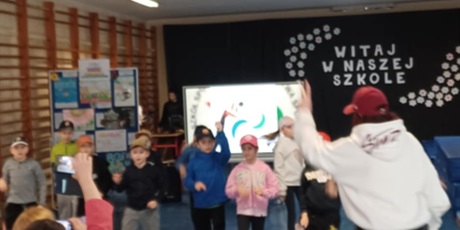 Powiększ grafikę: dzien-otwarty-pasja-talent-i-sportowa-energia-676401.jpg