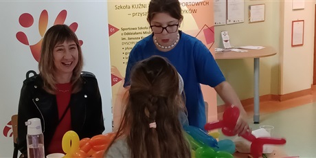 Powiększ grafikę: dzien-otwarty-szkoly-ssp-75-590554.jpg