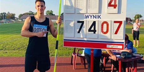 Eryk Kołodziejczak z nowym rekordem życiowym w rzucie oszczepem