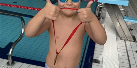 Powiększ grafikę: jesienny-sprawdzian-plywacki-dla-uczniow-naszej-szkoly-z-klasy-1-a-ssp75-650900.jpg