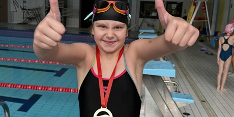 Powiększ grafikę: Jesienny sprawdzian pływacki dla uczniów klasy 1 a