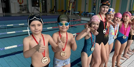 Powiększ grafikę: Jesienny sprawdzian pływacki dla uczniów klasy 1 a