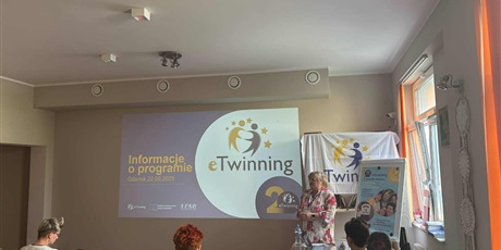 Powiększ grafikę: Konerencja  „Projekty europejskie oczami praktyków”