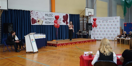 Powiększ grafikę: konkursu-milosc-w-poezji-i-muzyce-roznych-narodow-673762.jpg
