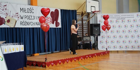 Powiększ grafikę: konkursu-milosc-w-poezji-i-muzyce-roznych-narodow-673769.jpg