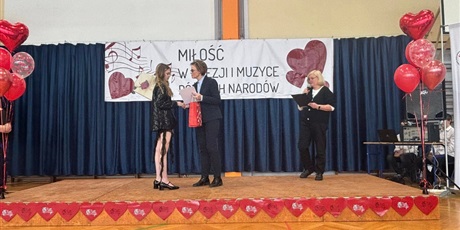 Powiększ grafikę: konkursu-milosc-w-poezji-i-muzyce-roznych-narodow-673814.jpg