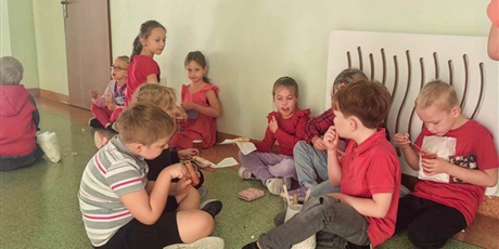 Powiększ grafikę: Kiermasz na rzecz powodzian