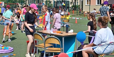 Powiększ grafikę: miniolimpiada-dzieci-dzieciom-447287.jpg
