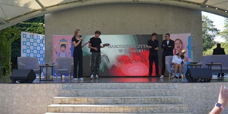 Powiększ grafikę: Narodowe Czytanie „Kordiana” w Parku Oruńskim 