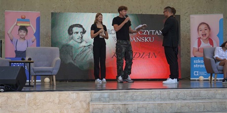 Powiększ grafikę: Narodowe Czytanie „Kordiana” w Parku Oruńskim 