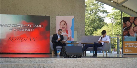 Powiększ grafikę: Narodowe Czytanie „Kordiana” w Parku Oruńskim 