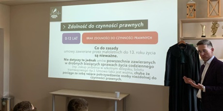 Powiększ grafikę: ogólnopolskiej akcji pt. "Adwokaci rozjaśniają prawo"