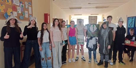 Powiększ grafikę: Pierwszy Dzień Wiosny w SSP nr 75 w Gdańsku