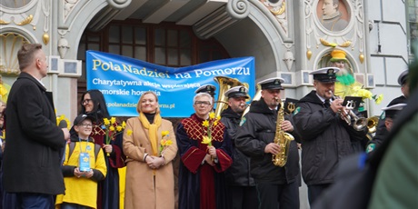 Powiększ grafikę: pola-nadziei-2025-pomagamy-juz-10-lat-603109.jpg