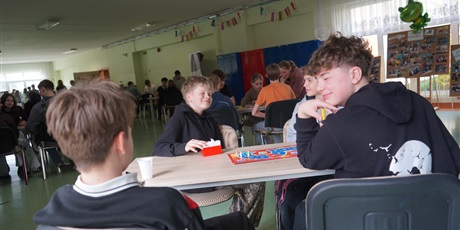 Powiększ grafikę: prima-aprilis-nie-tym-razem-u-nas-same-powazne-granie-685551.jpg