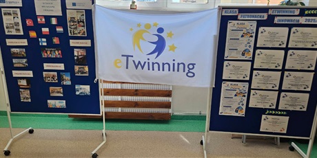Powiększ grafikę: Regionalna konferencja warsztatowa „eTwinning w synergii z Erasmus+ dla kreatywnych dyrektorów i nauczycieli” 