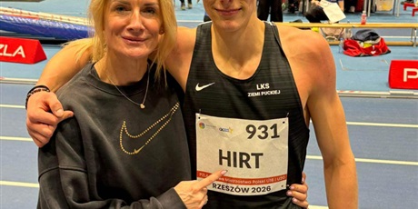 Srebrny medal na Halowych Mistrzostwach Polski w lekkiej atletyce w Rzeszowie.