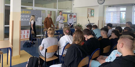 Powiększ grafikę: Tydzień Demokracji w ZSSiMS 