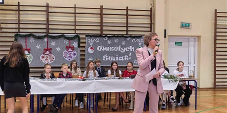 Powiększ grafikę: Uroczyste świąteczne apele w ZSSiMS