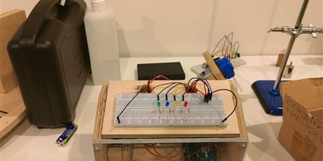Powiększ grafikę: Układ scalony zbudowany na bazie Arduino.