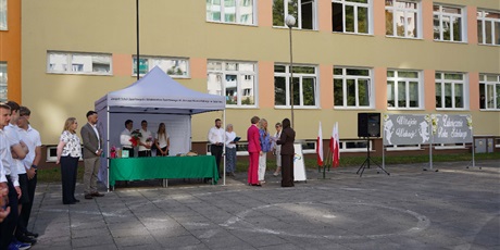 Powiększ grafikę: witajcie-wakacje-705295.jpg