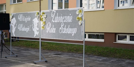 Powiększ grafikę: witajcie-wakacje-705301.jpg