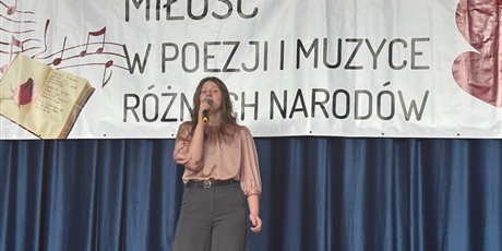 Powiększ grafikę: Wojewódzki Konkurs Miłość w Poezji i Muzyce Różnych Narodów - etap wojewódzki