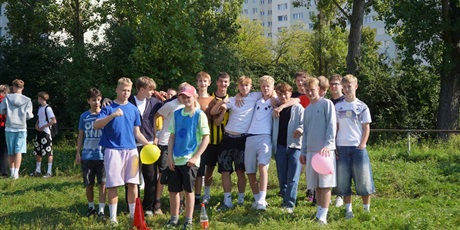 Powiększ grafikę: wybudujmy-razem-stadion-637064.jpg